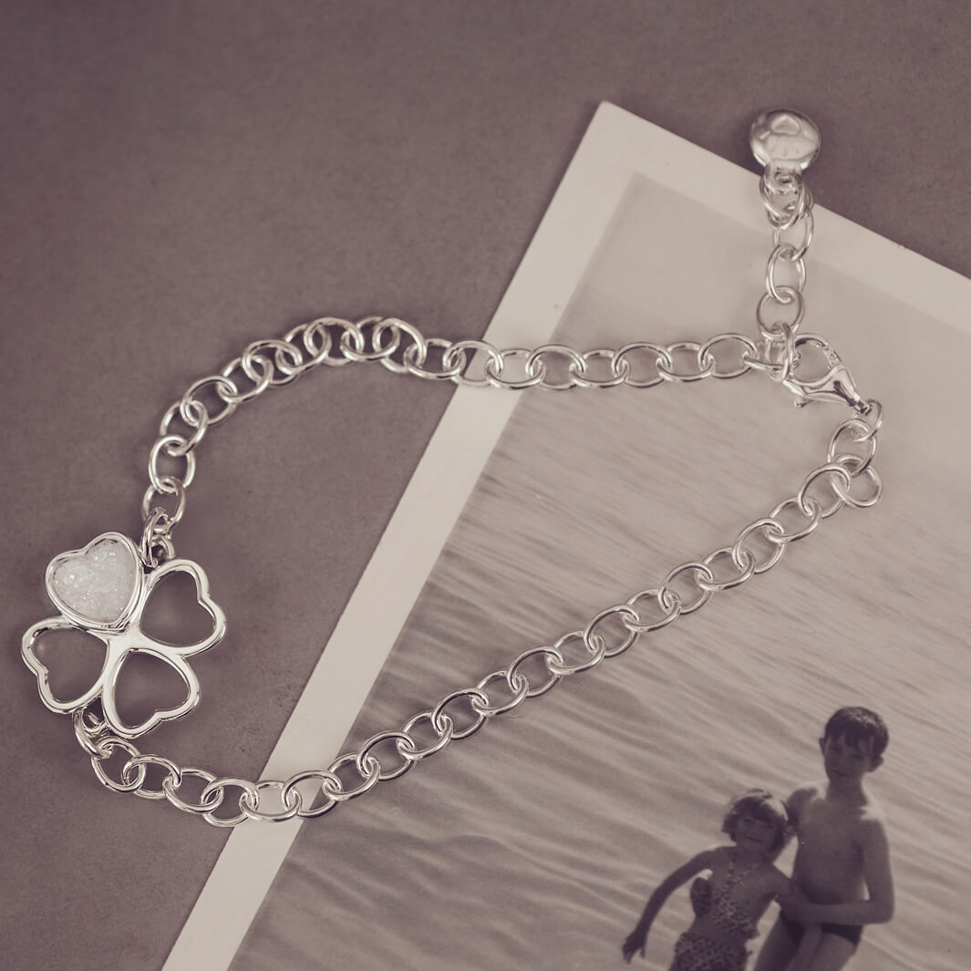 Cremation Ashes Clover Heart Bracelet