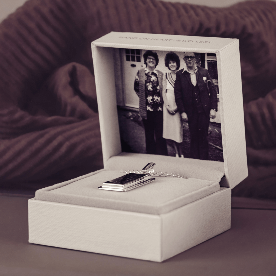 Add a Photo to my Jewellery Box (GOLDASH)
